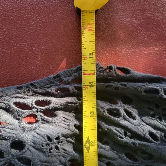 Guess Black Peplum Eyelet Lace Sleeveless Top - Picture 9 of 11